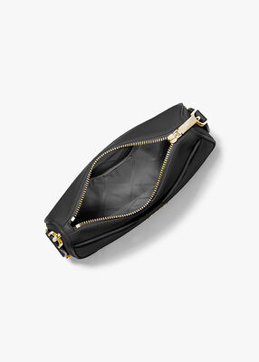حقيبة كروس جيت سيت جلدية متوسطة الحجم مع حافظة لهاتف Apple AirPods Pro®